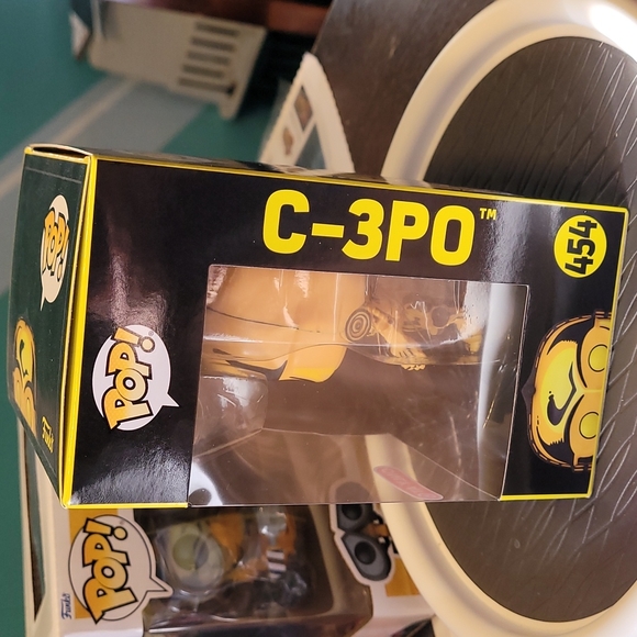 C-3PO - Picture 4 of 4